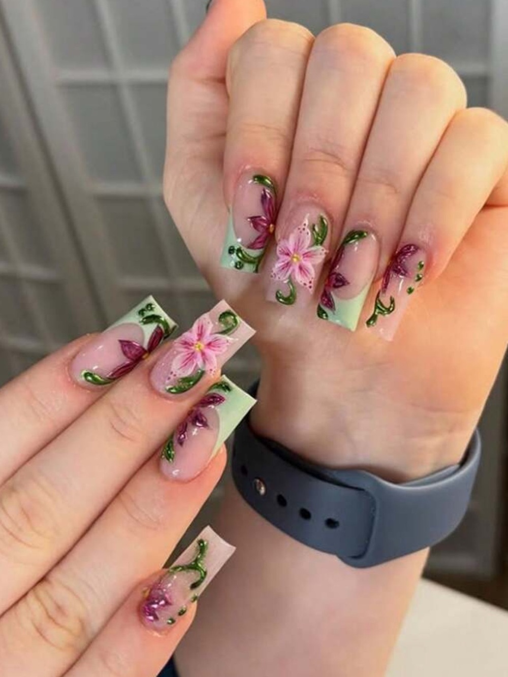 24pc Press On Nail Set from the Nail Bar 💅